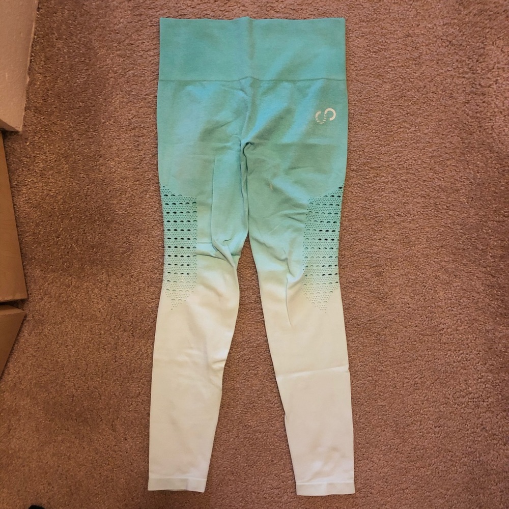 Curves N Combat Boots Leggings - Picture 2 of 6